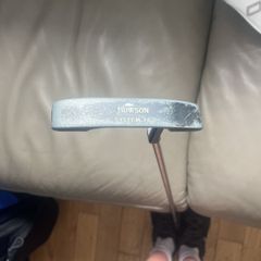 Howson / Rowson-style heel-shafted blade putter.