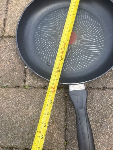fry pans