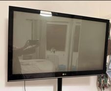 LG TV 42in + Amazon Fire Stick