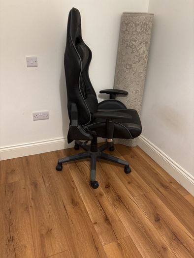 gaming chair