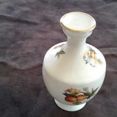 Royal Stuart Tara hall posy vase