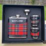 This is a classic Scottish hip flask gift set Image 3