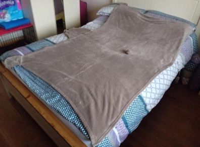 Blanket with Hoodie and Hand Pockets