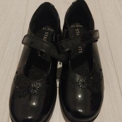 New Start rite black patent shoes size 12F