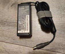 Lenovo charger 65 Watts 20v 3.25a round tip with pin inside