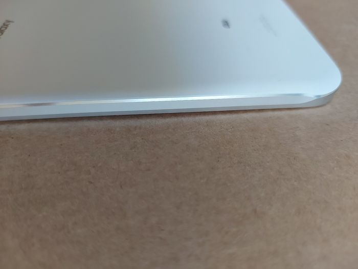 Samsung Galaxy A8, Model SCV 32, 2GB Ram, 32GB HDD, Android version 7.0, in excellent working and cosmetic condition
