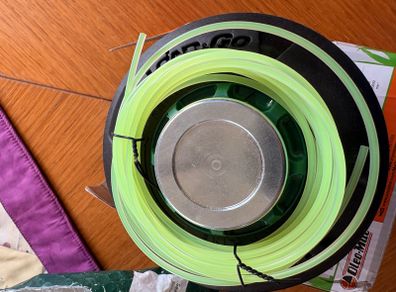 Brand new and unused Oleo-Mac Load&Go "ExtraLife" trimmer / strimmer head