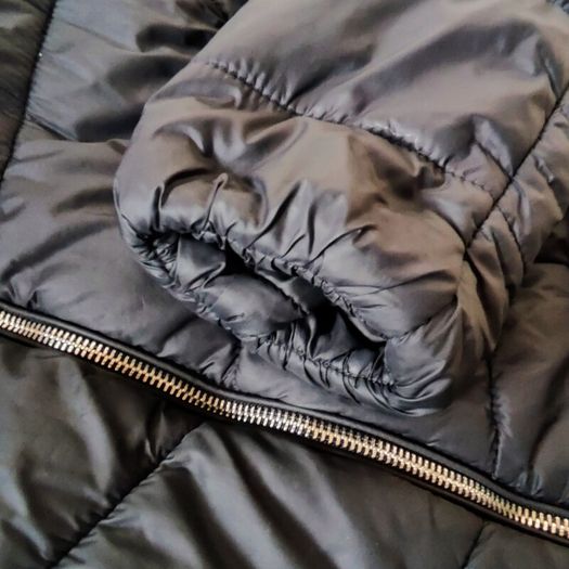 Black Hooded Multi-Zipped Puffer Jacket by Bershka Size L
