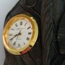 Vintage Genesis Golf Themed Clock Image 2