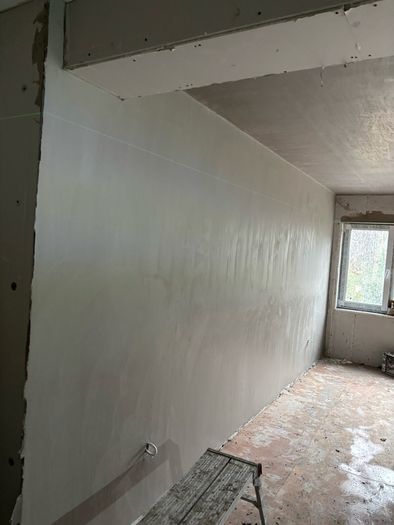 Plasterer available