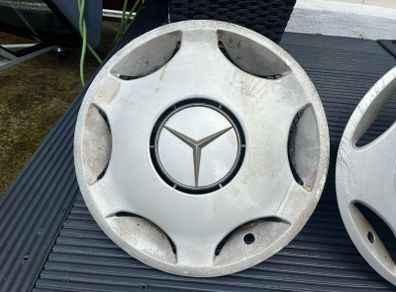 190E Mercedes hubcaps. Came from a 1991 190E.