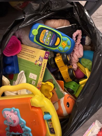 toys