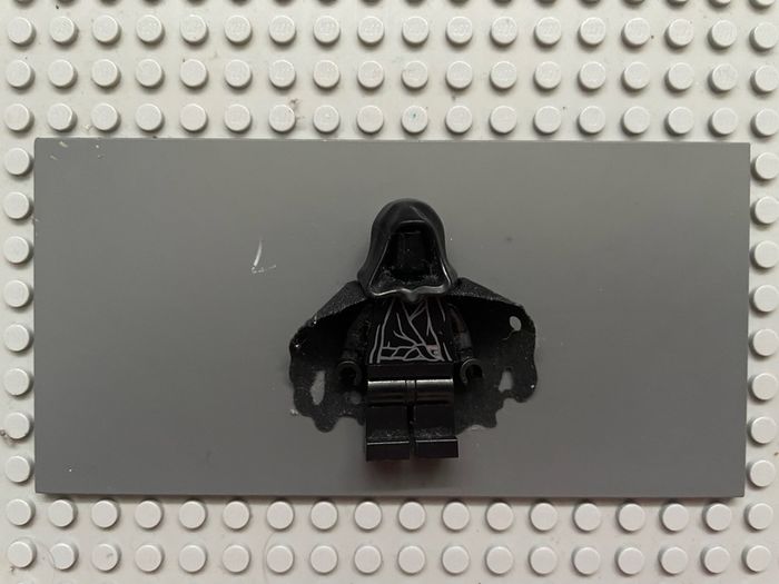 lego Lord of the rings/hobbit lor018 Ringwraith (Nazgu) minifigure- Robe with Buckle