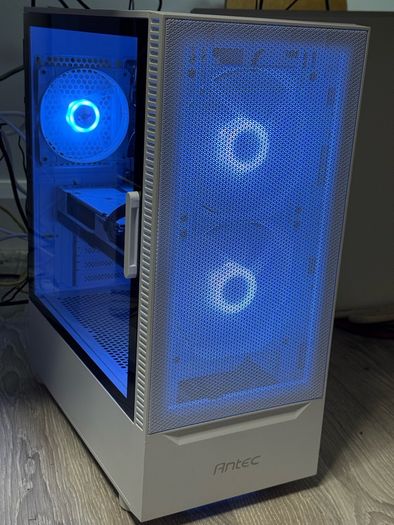 Gaming Pc: 4070, 32gb Ram, 1tb Ssd