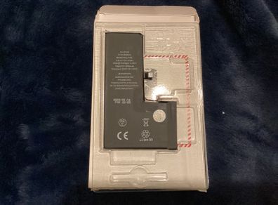 iPhone XS battery 100%