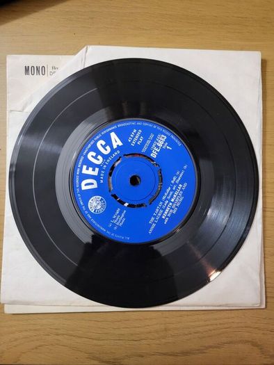 Kenneth McKellar The Tartan 7 inch EP Decca DFE 6683