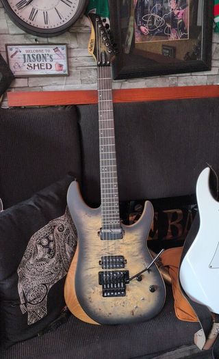 Schecter Reaper 6 FR with sustainiac