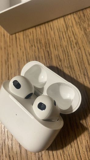 Apple Airpods Gen 3