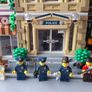 Lego Creator Expert Police Station Set #10278 Image 3
