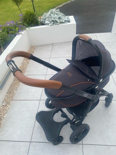 Egg buggy - carrycot and stroller