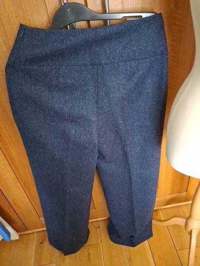 Stunning Hobbs Fully Lined Pure Wool Navy Trouser Suit 10-12