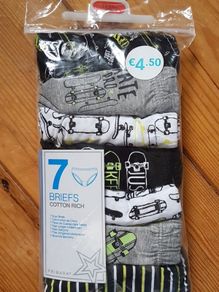 BNWT Age 11-12 Briefs