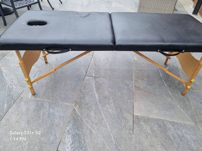 Portable massage /medical table