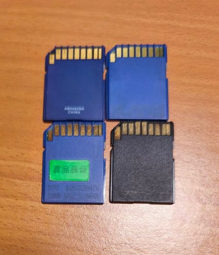 4 SD Cards Vintage Retro SD Memory Cards Kodak, Panasonic & Kingston