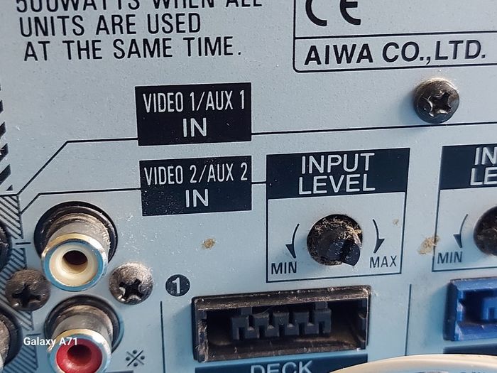 AIWA Stereo Integrated Amplifier Model No. MX-Z9400MK, with 2 large AIWA Speakers, Model No, 8X-Z9400, Impedance 6ohms, in excellent condition