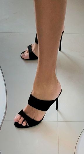 CHARLES & KEITH black suede wide strap high heels Sz 39 ( Fit 6-6.5 UK) - Rrp 153 (New)