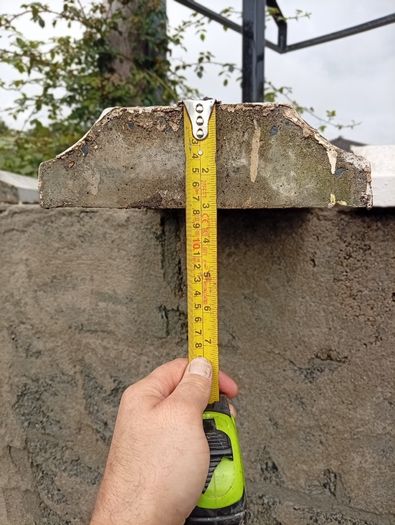 Concrete wall cappings