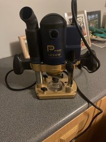 Electric door router