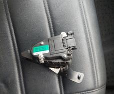 VW transporter accelerator unit