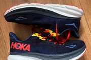 Hoka Clifton 9 running shoes size 44