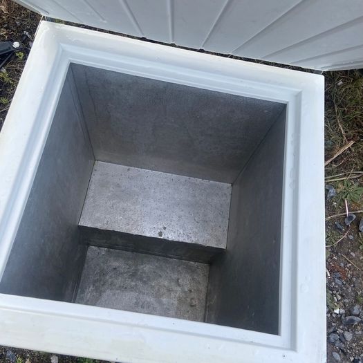 Chest freezer