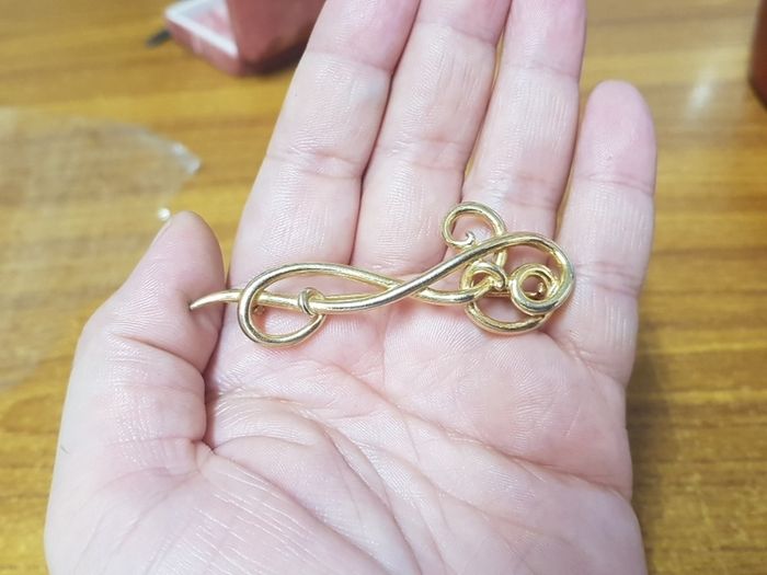Brooch