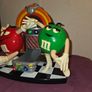 M&M's Rock 'n Roll Cafe Jukebox Candy Dispenser Image 3