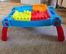 Mega bloks table