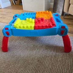 Mega bloks table