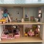 Le Toy Van Mayberry Manor Dolls House + Furniture Image 3