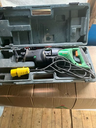 Hitachi sabre saw