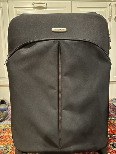 Samsonite luggage suitcase medium