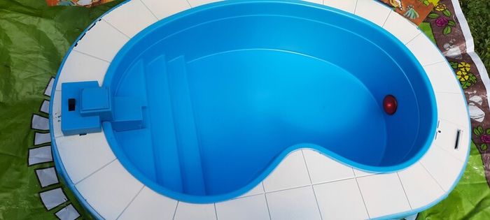 Vintage Sindy 1980 Swimming Pool