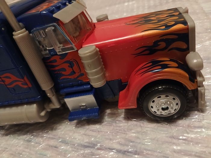 Transformer Optimus Prime