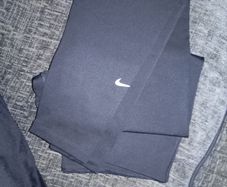 lovely ladies Nike leggings