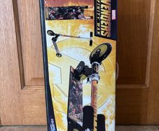 Unused Avengers Infinity War Folding Inline Scooter 5+