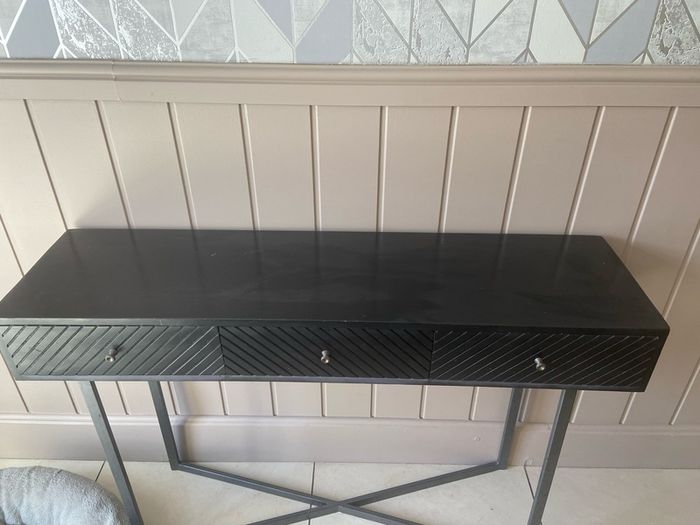 Furnitures