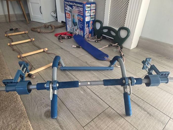 Gorilla Gym Deluxe Doorway Gym for Kids 6-Piece Set