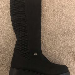leather boots size 38 /4 and a half wool inside