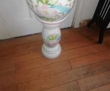 ceramic stand